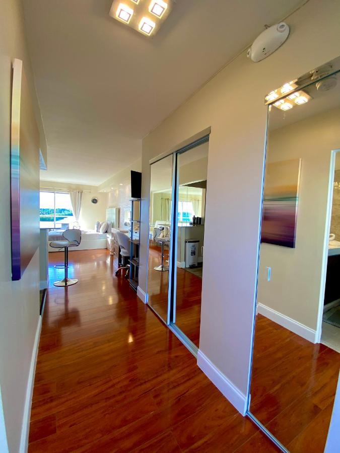 Modern Waterfront Apartment With Miami Skyline View, Free Parking 5 Mins Drive To ไมอามีบีช ภายนอก รูปภาพ