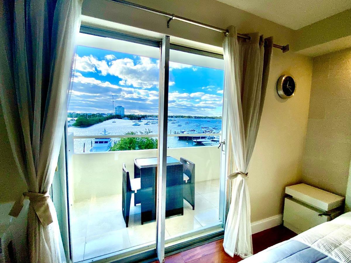 Modern Waterfront Apartment With Miami Skyline View, Free Parking 5 Mins Drive To ไมอามีบีช ภายนอก รูปภาพ